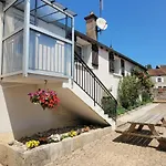 דירה La Maison De L'abeille De Percey *
