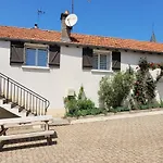 La Maison De L'abeille De Percey *
