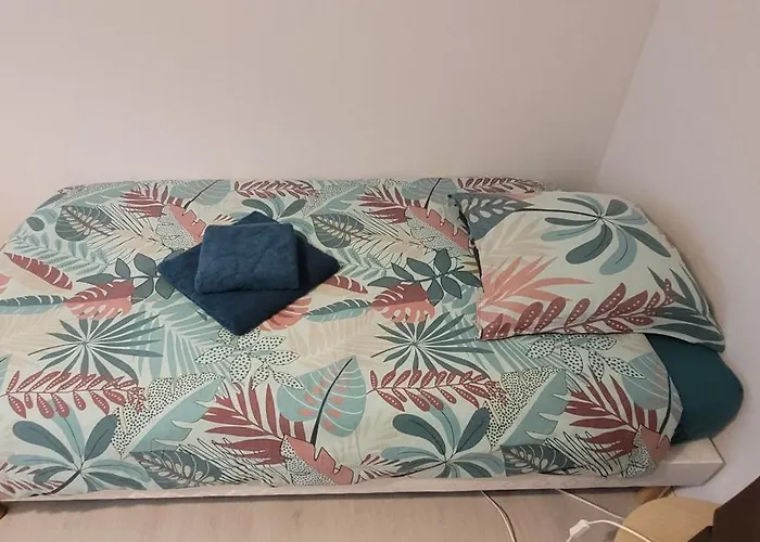 La Maison De L'abeille De Percey *