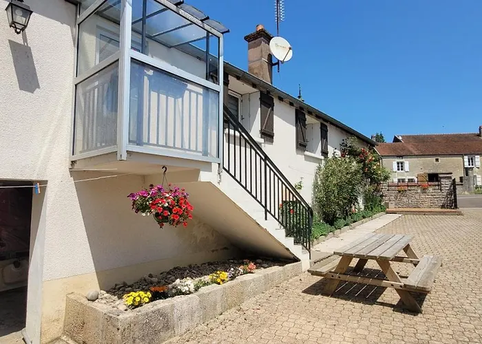 شقة La Maison De L'abeille De Percey *